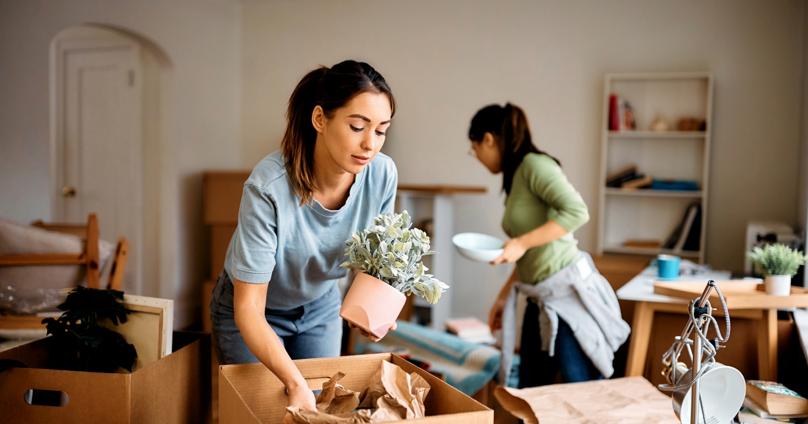 How to Replace or Remove a Roommate Mid-Lease